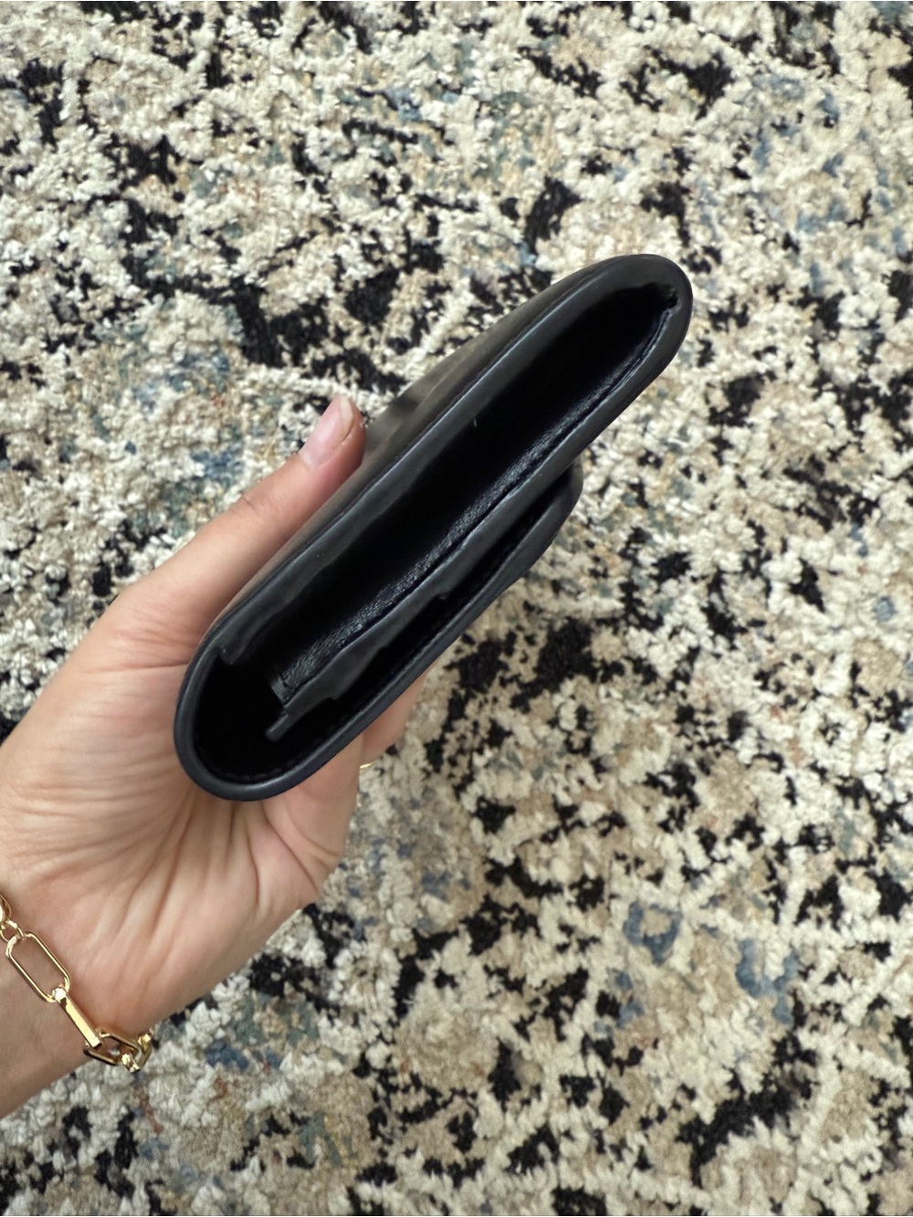 Chloe Black Leather Wallet with Gold 'C' Emblem - Picture 13 of 13